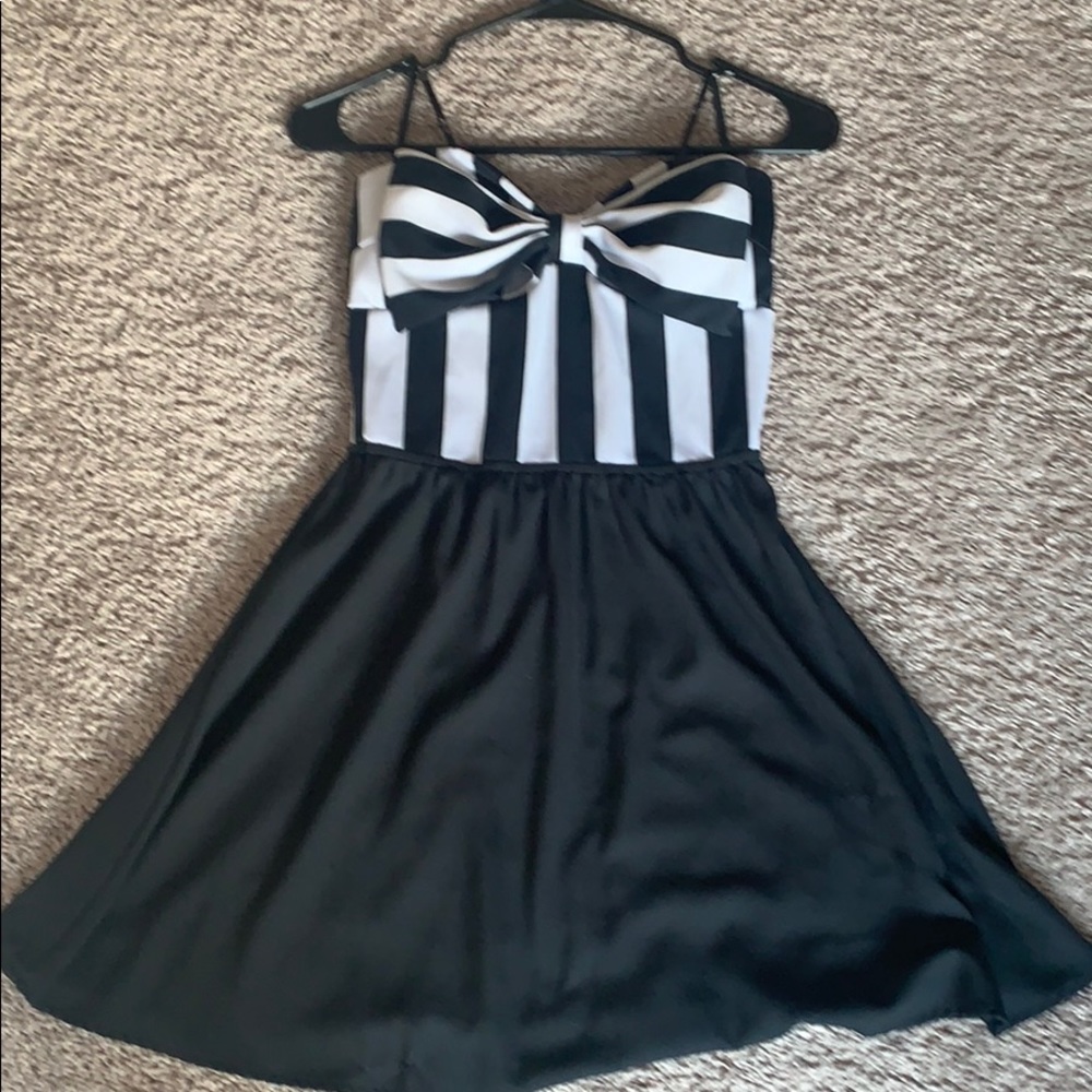 Strapless dress